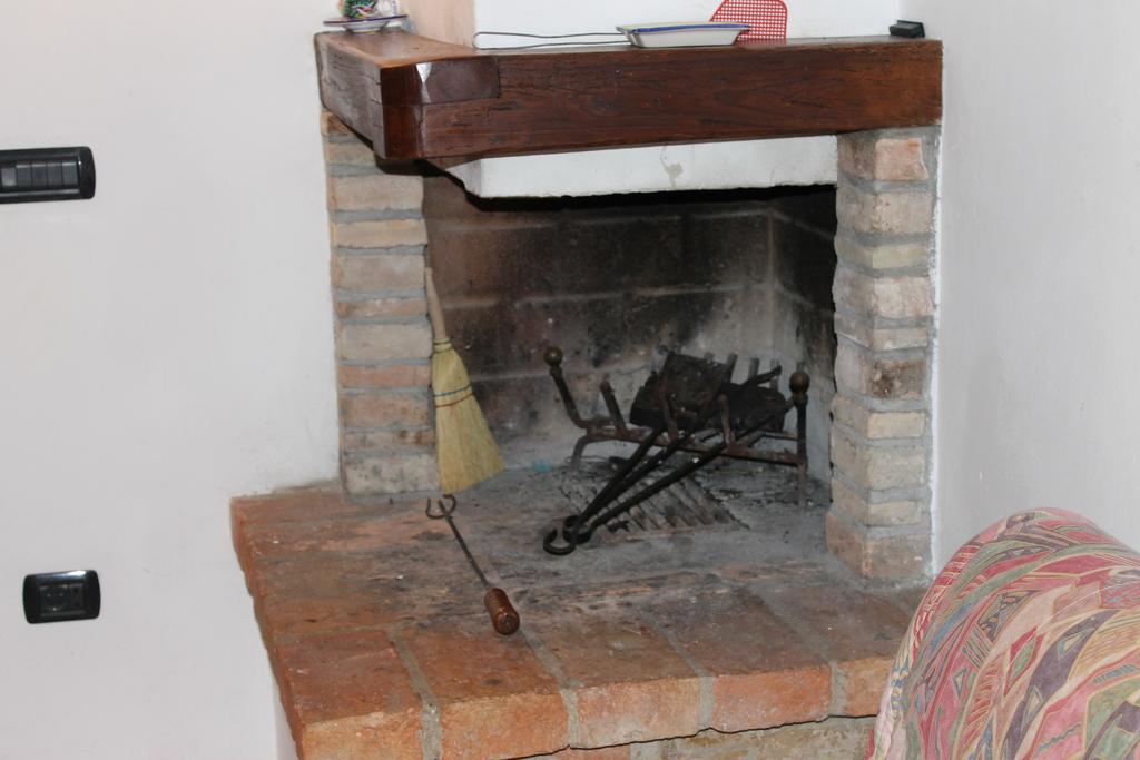 Fattoria Di Rigone Villa Coltavolino Kamer foto